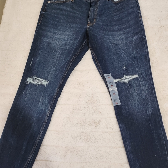 OLD NAVY ROCKSTAR MID RISE JEANS **Last call** - Picture 6 of 12